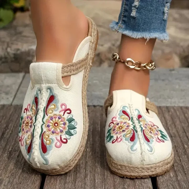 Katy | Zapatillas tipo Mules de Algodón Con Estampado Floral Hechas a Mano