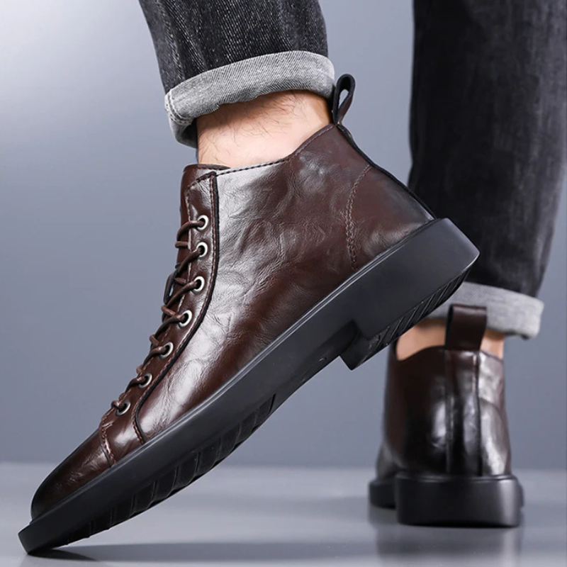 Ailton | Botines Con Cordones y Puntera Redonda