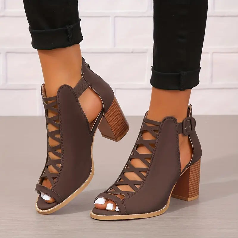 Ruzilya | Sandalias con cordones, punta abierta y tacón grueso