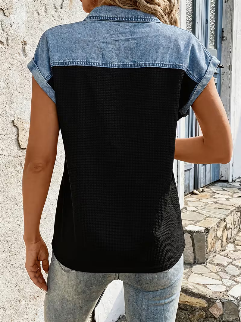 Haily | Blusa Henley Con Cuello y Bloques de Color