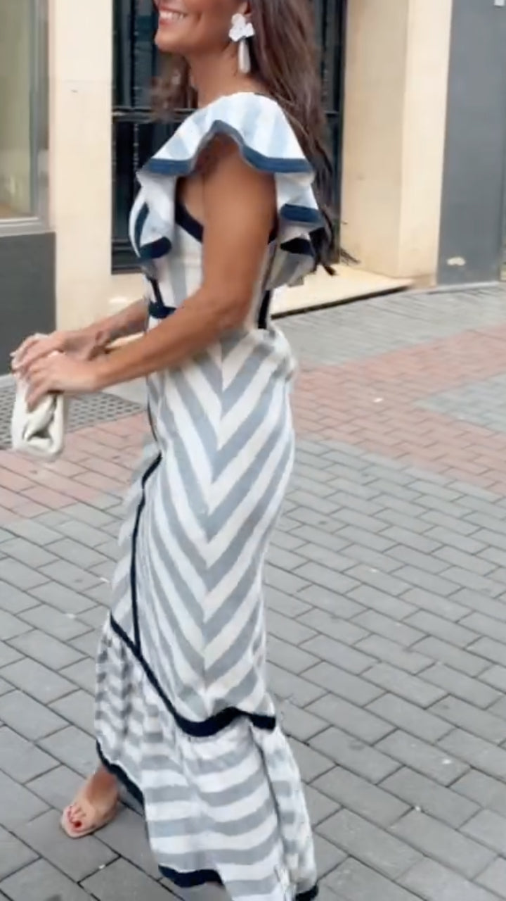 Lileeka | Vestido De Cuello Cuadrado Con Mangas De Volantes a Rayas