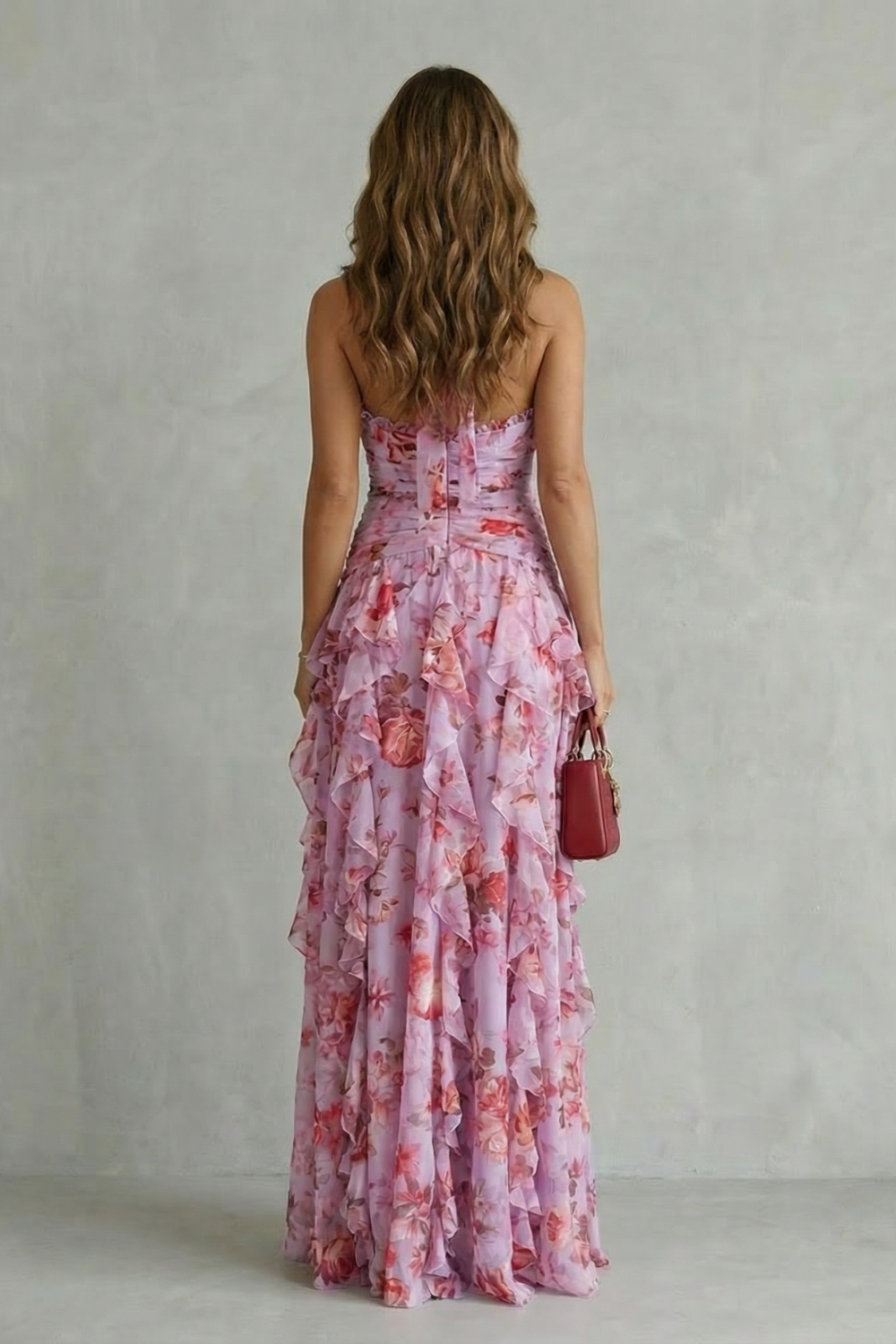 Eliora | Vestido largo con Volantes y Cuello Halter de Estampado Floral