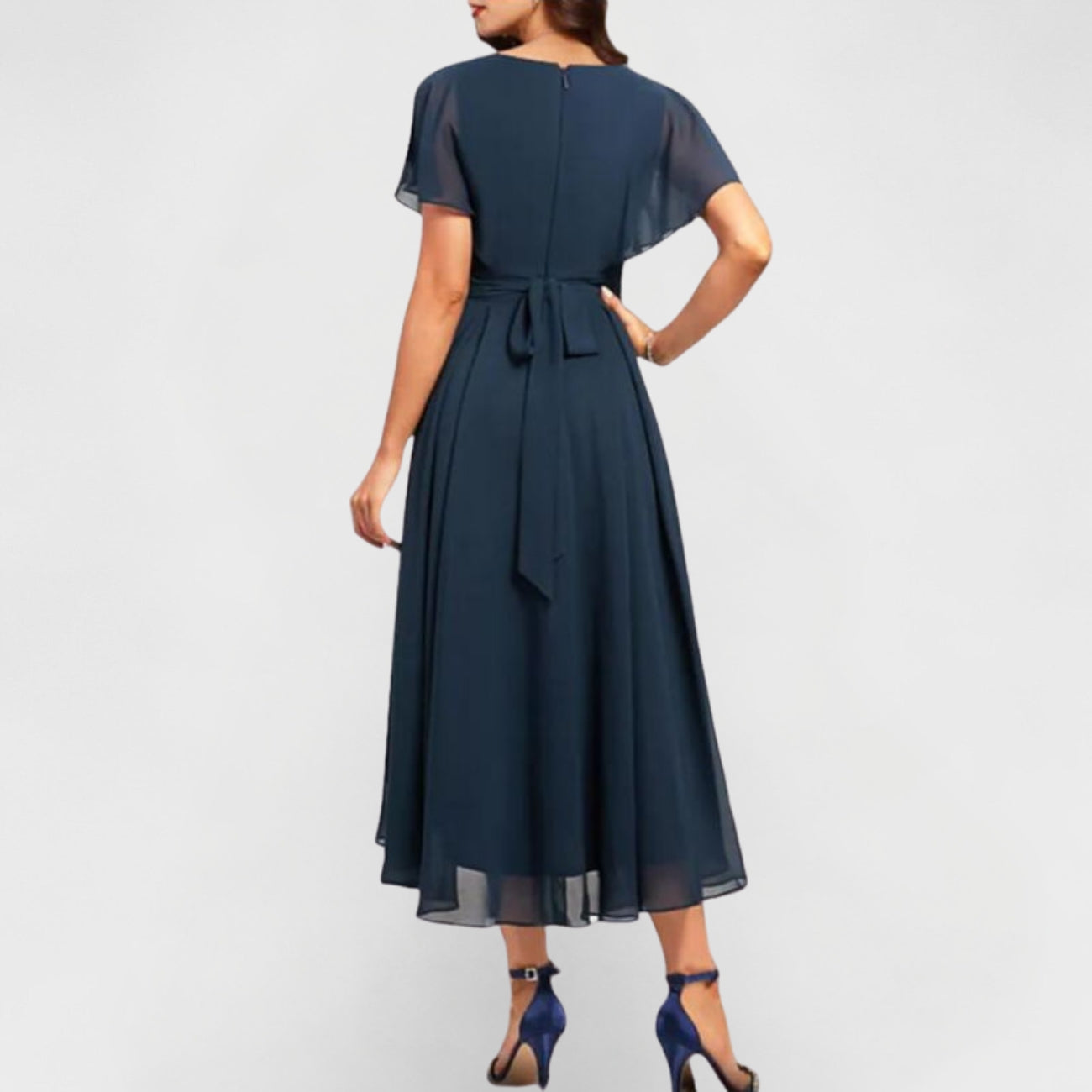 Catalina - Vestido Midi Azul Marino Con Cuello en V y Mangas Con Volantes