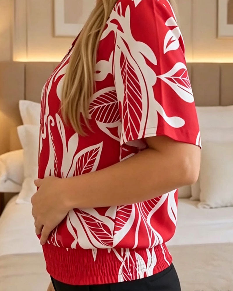 Isheba | Blusa Con Estampado de Hojas y Bajo Fruncido