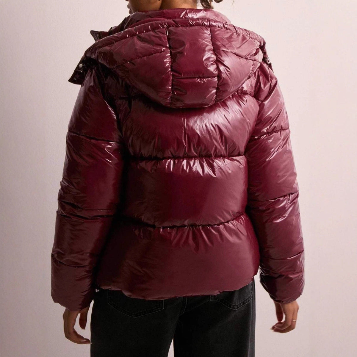 Fluxshift | Chaqueta acolchada con capucha y bolsillos