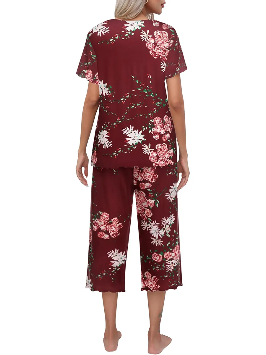 Rashini | Conjunto Floral Manga Corta Capri