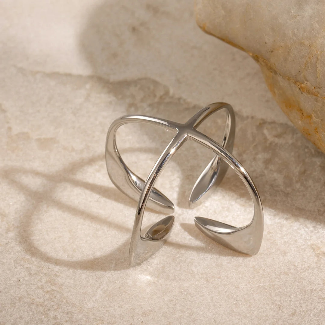 Gerti | Anillo llamativo con Diseño de Hoja Abierta