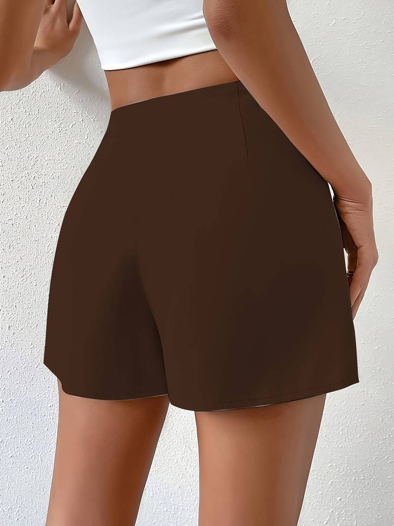 Houda | Falda-pantalón Corta con Superposición Asimétrica y Detalle de Botones