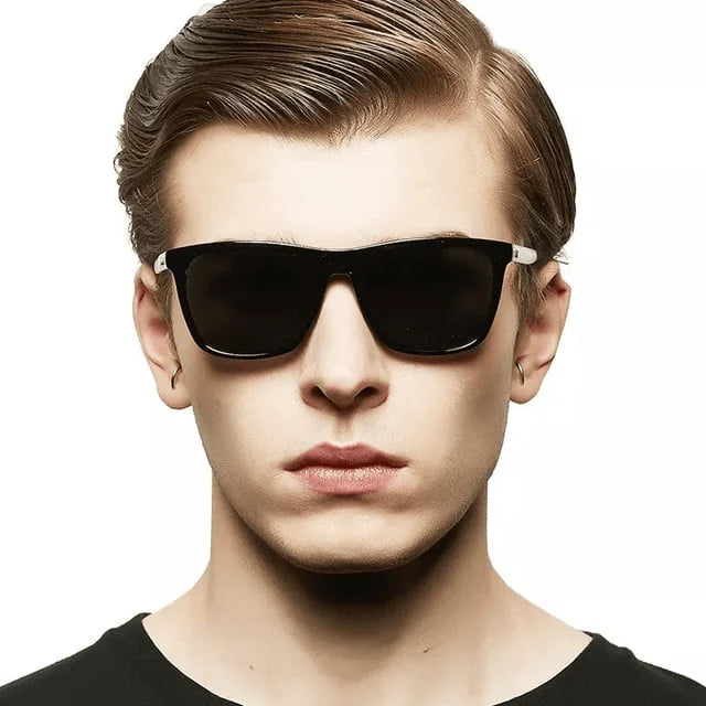 AeroShades - Gafas De Sol Rectangulares Marco Negro Lentes Tintadas