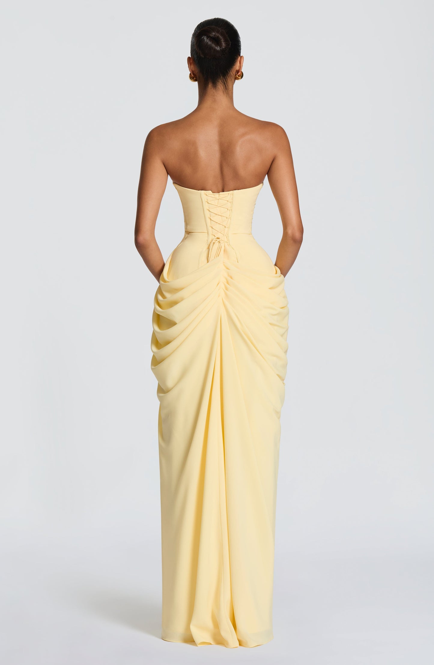 Narja | Vestido Largo Sin Tirantes Con Fruncidos y Abertura