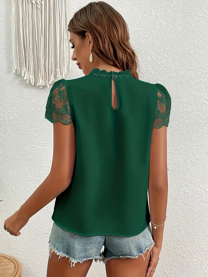 Anneliese | Blusa de Encaje Con Manga Corta y Escote Abierto