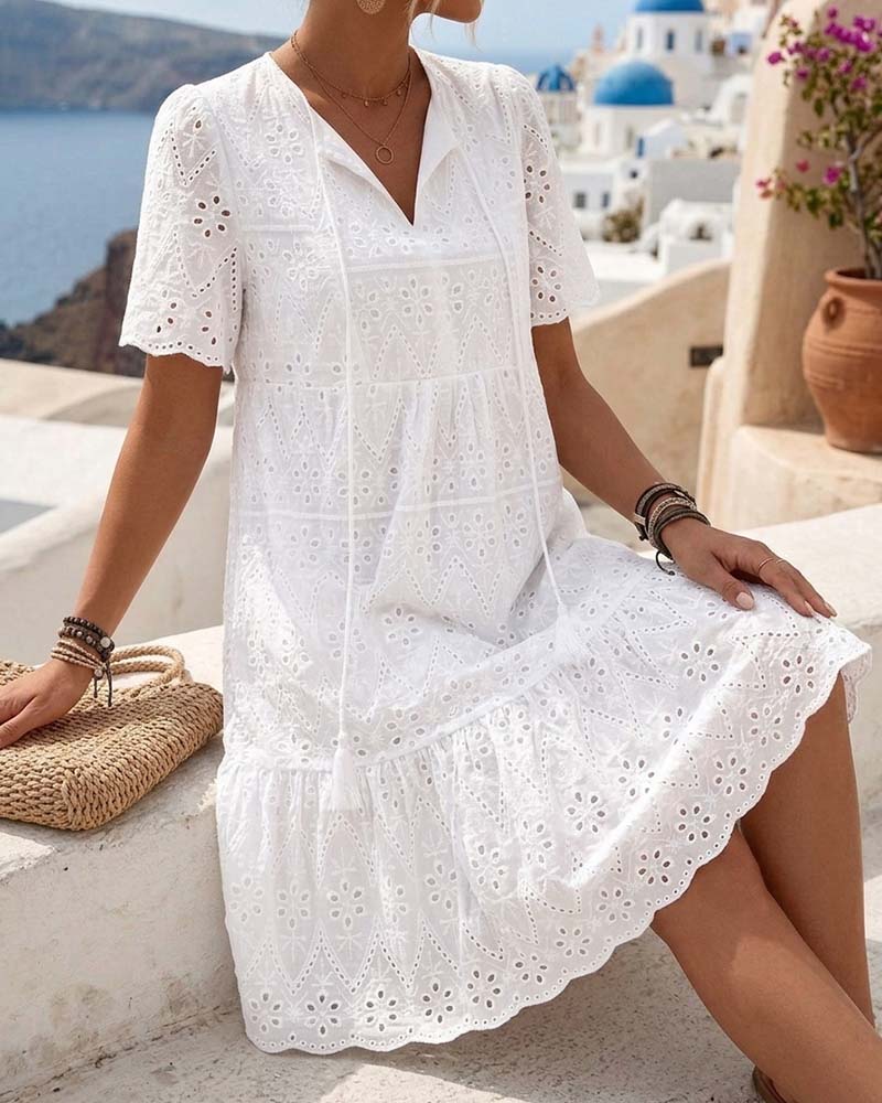Aphinya | Vestido MIDI Con Cuello en V Y Bordado De Ojales