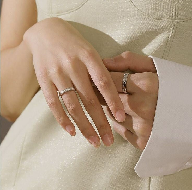 Mollie - Conjunto de Anillos ajustables con Grabados Inspirados en la Naturaleza