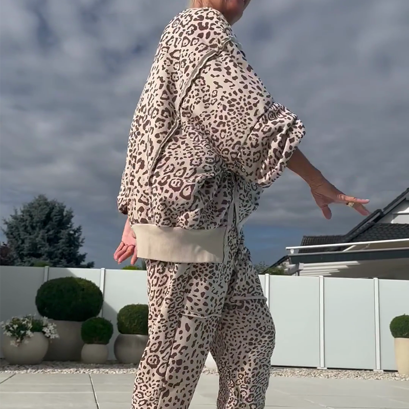 Leenora | Conjunto Dos Piezas Estampado Leopardo Holgado