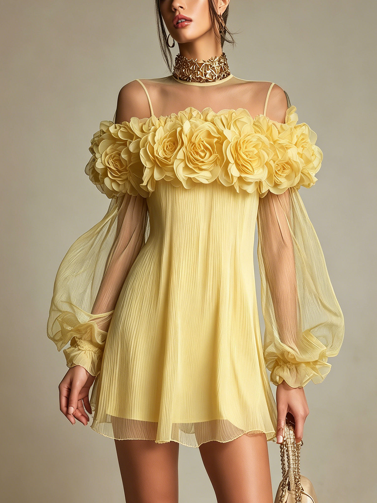 Liziana | Vestido Mini Plisado Amarillo Con Flores