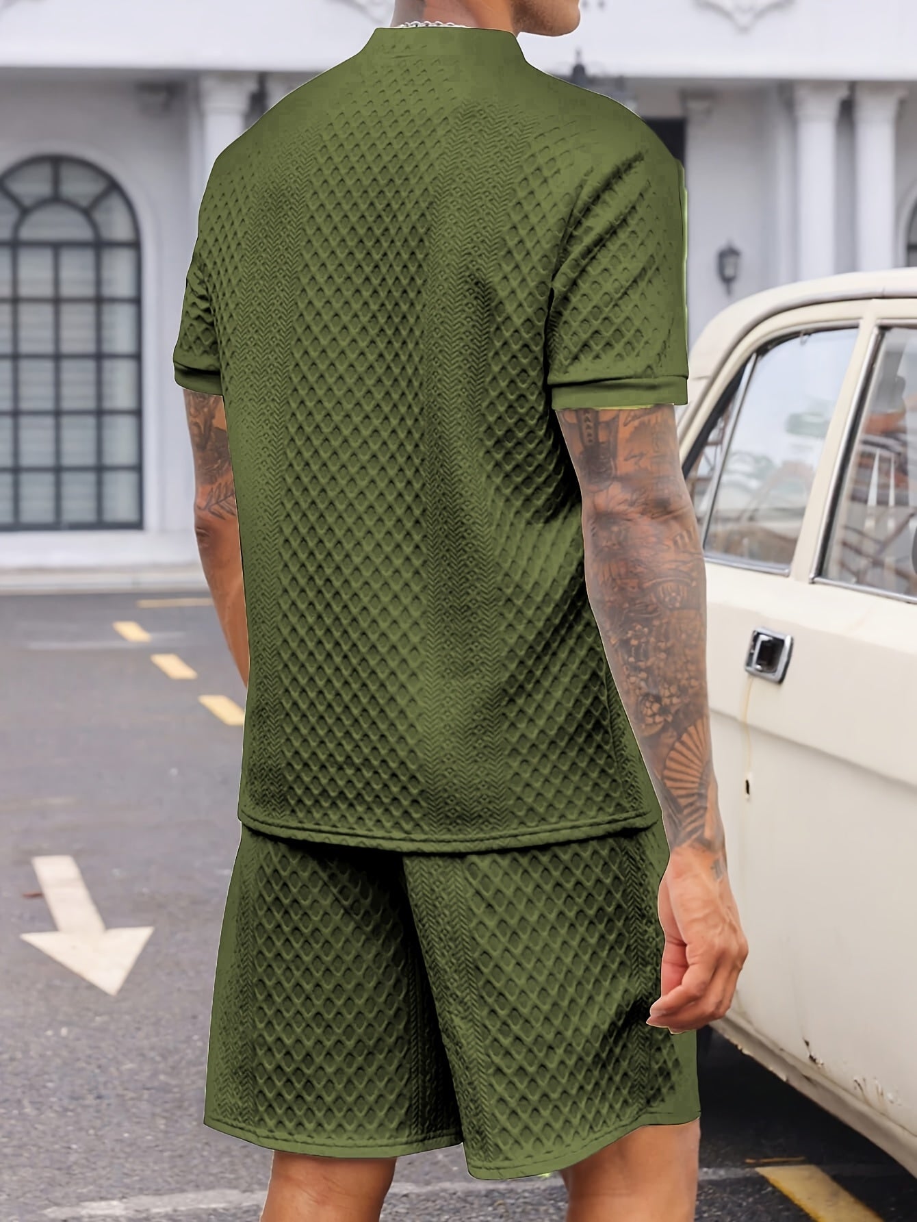 Reginald | Conjunto De Camiseta Henley Y Pantalones Cortos Con Textura