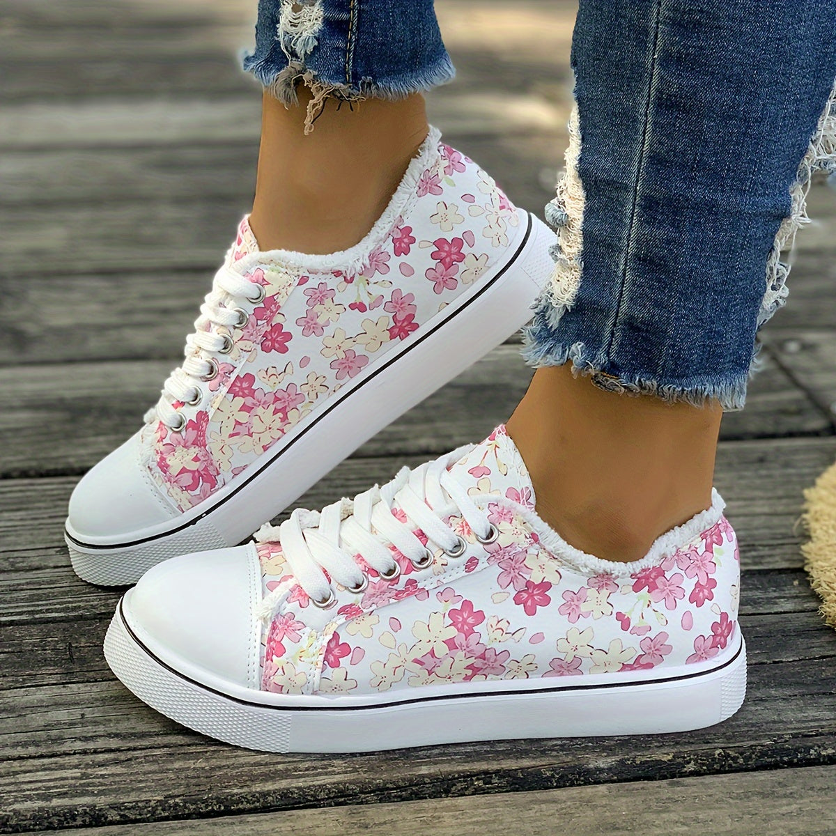 Bristy | Zapatillas Con Estampado Floral y Cierre de Cordones