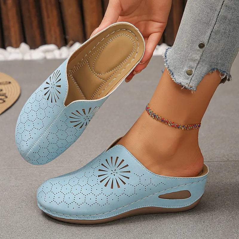 Lainey | Zuecos Tipo Mule Con Diseño Perforado