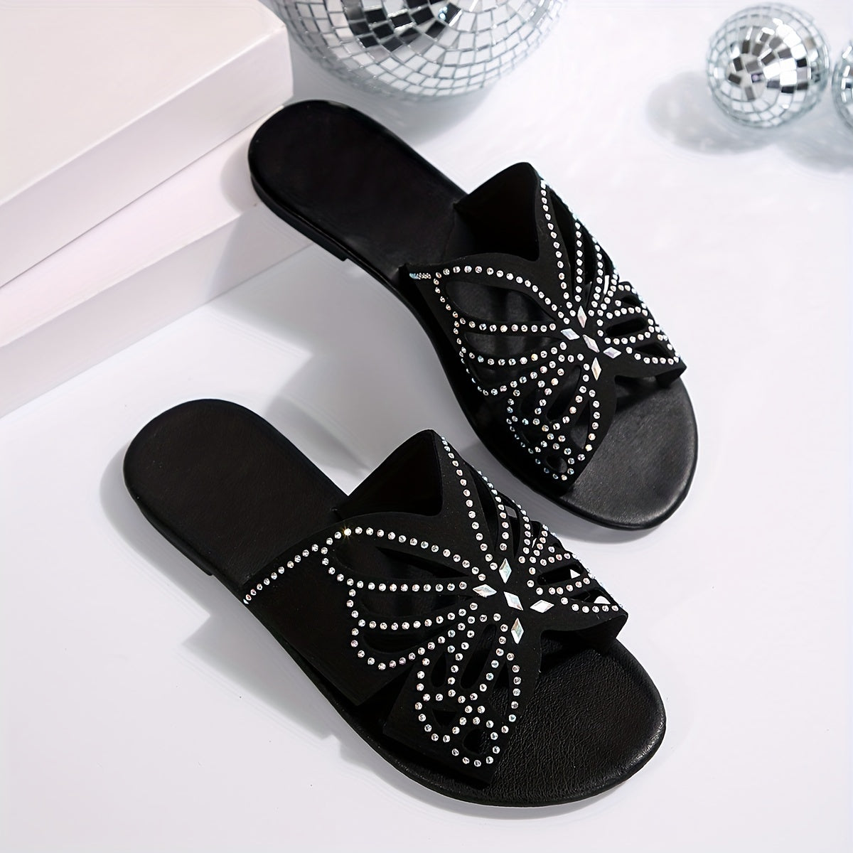 Trishia | Sandalias Planas De Mujer Con Corte en Forma De Mariposa Y Pedrería