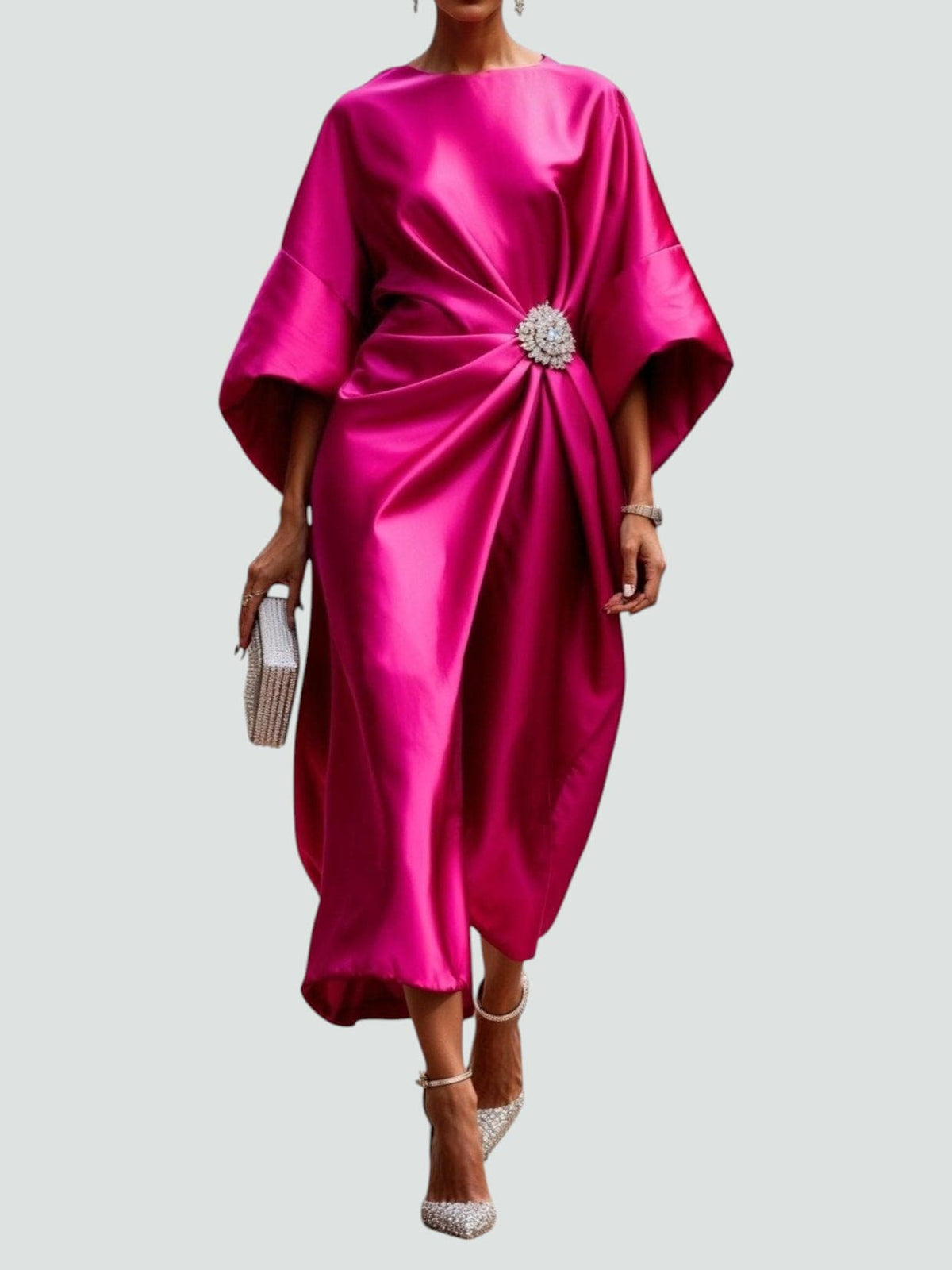 Marijona | Vestido Satén Manga Murciélago Midi Broche