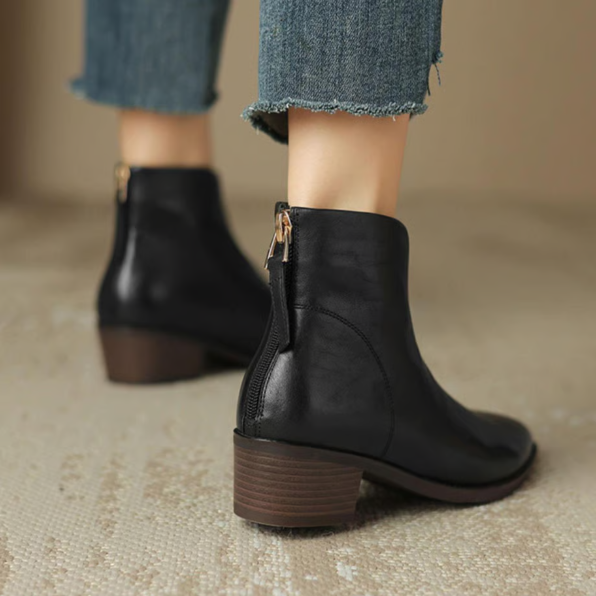 Corien | Botas con Punta Afila y Tacones Anchos