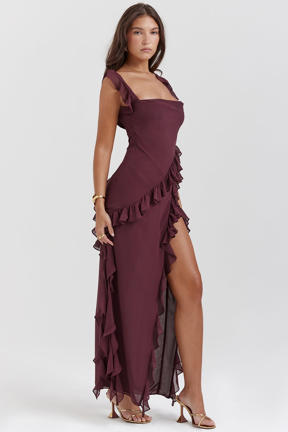 Dalia |Vestido Largo Sin Mangas Con Abertura y Ribete de Volantes