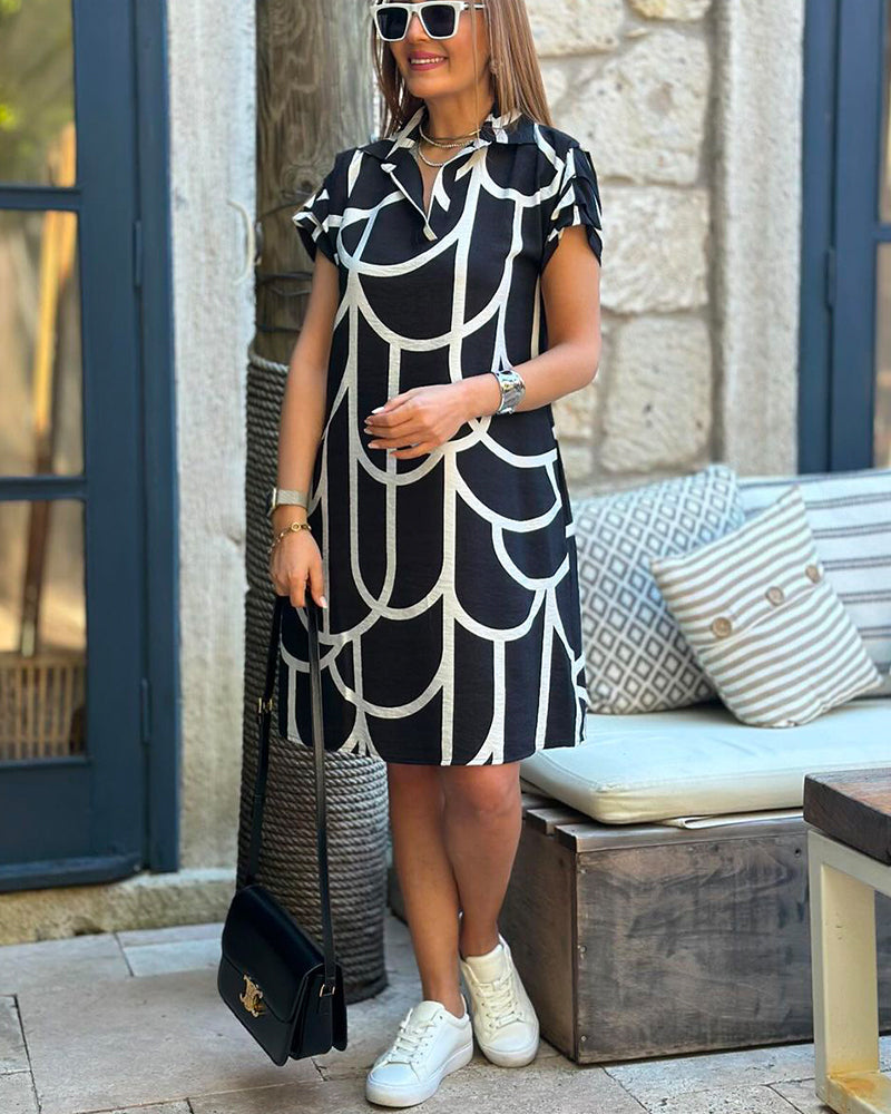 Veralia | Vestido recto con Cuello de Solapa y Estampado Geométrico