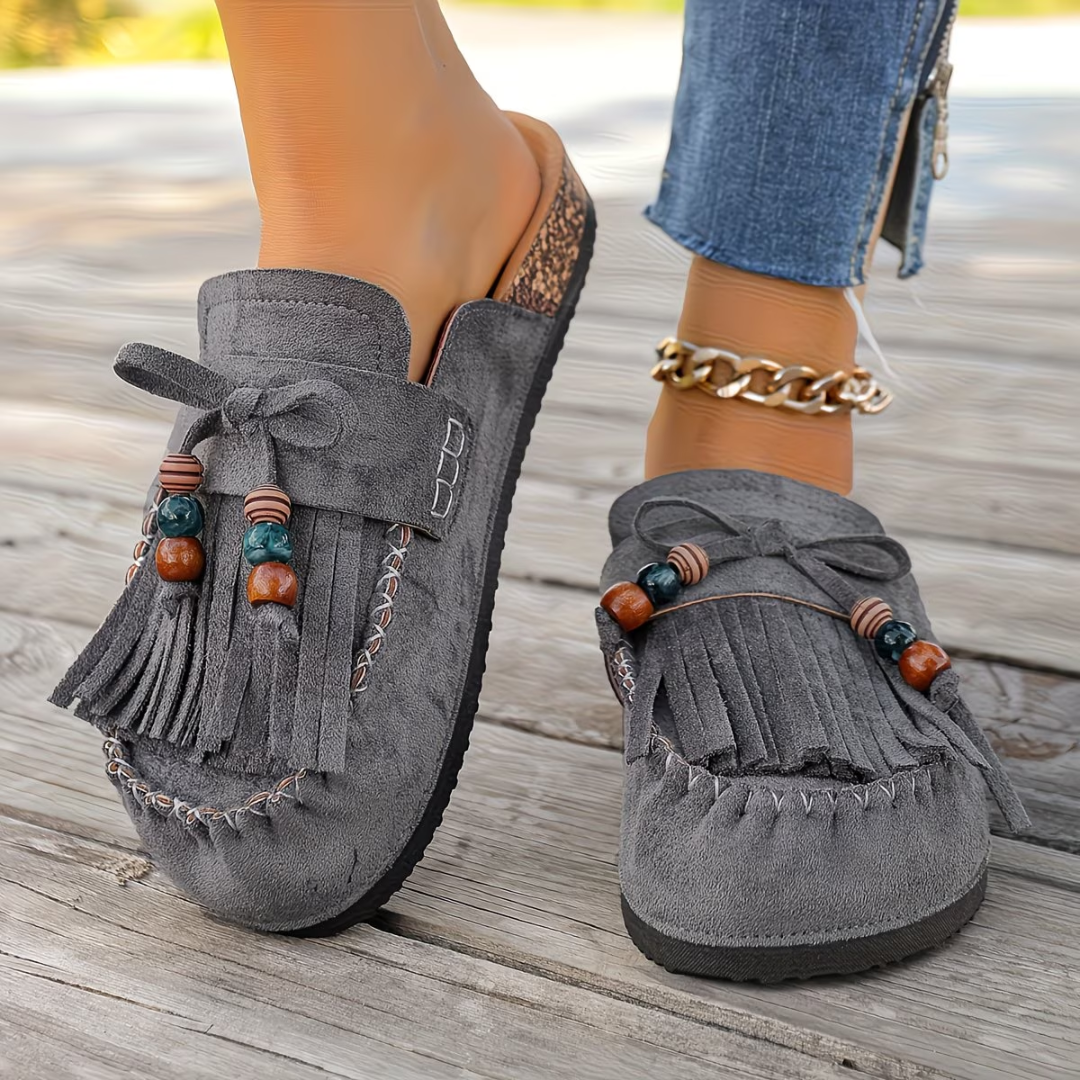 Mehra - Mules Bohemios Con Flecos y Abalorios
