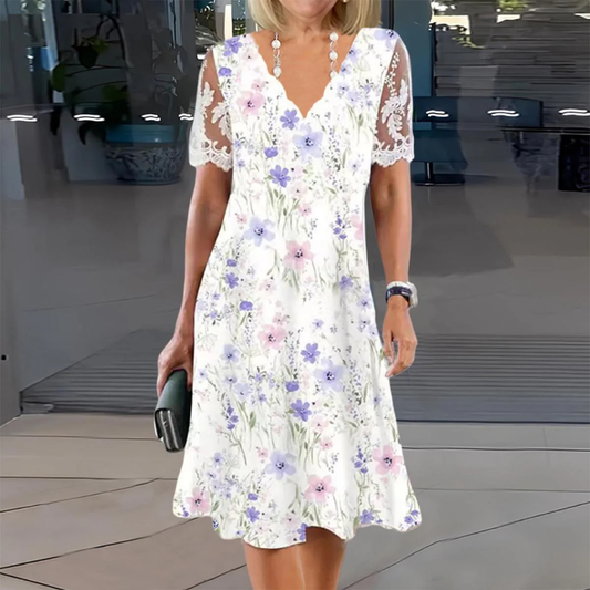 Mineera | Vestido Blanco Con Estampado Floral, Cuello en V Y Mangas De Encaje