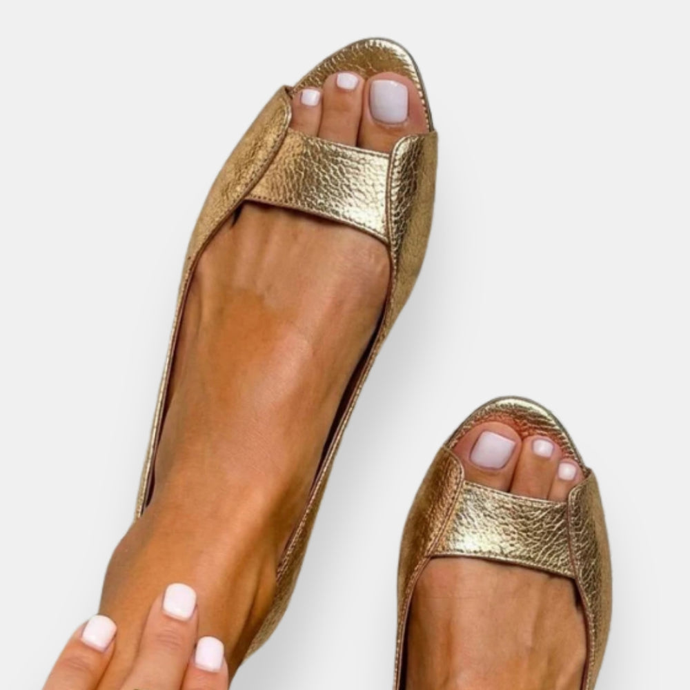 Fryda | Sandalias Planas Con Parte Superior de Textura Metalizada