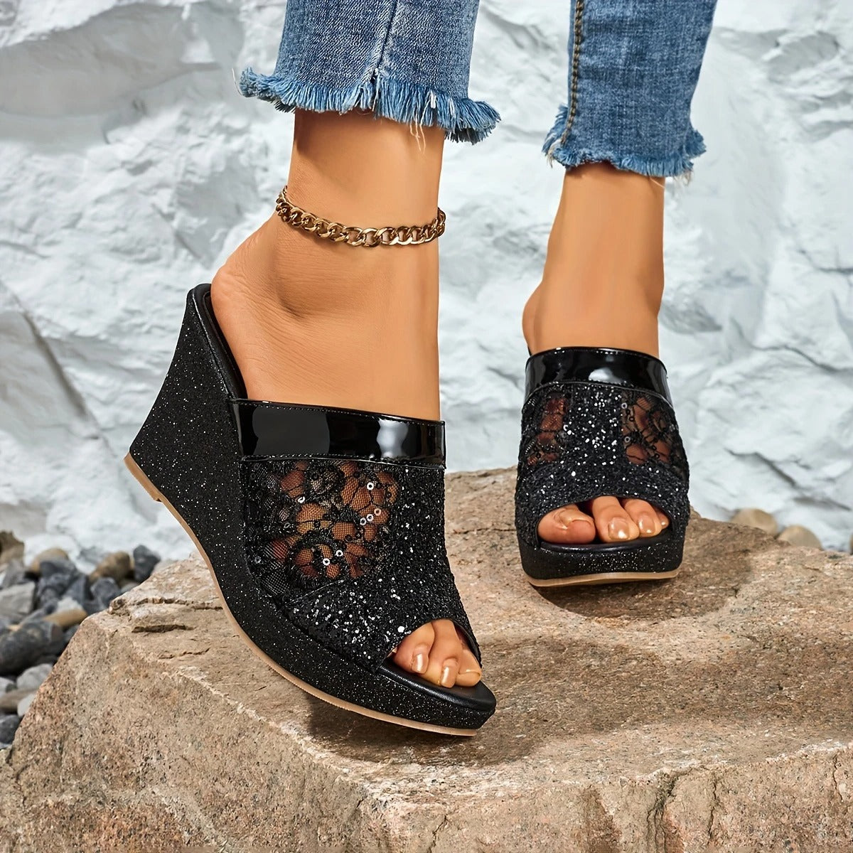 Alexis | Sandalias De Cuña Con Encaje Brillante