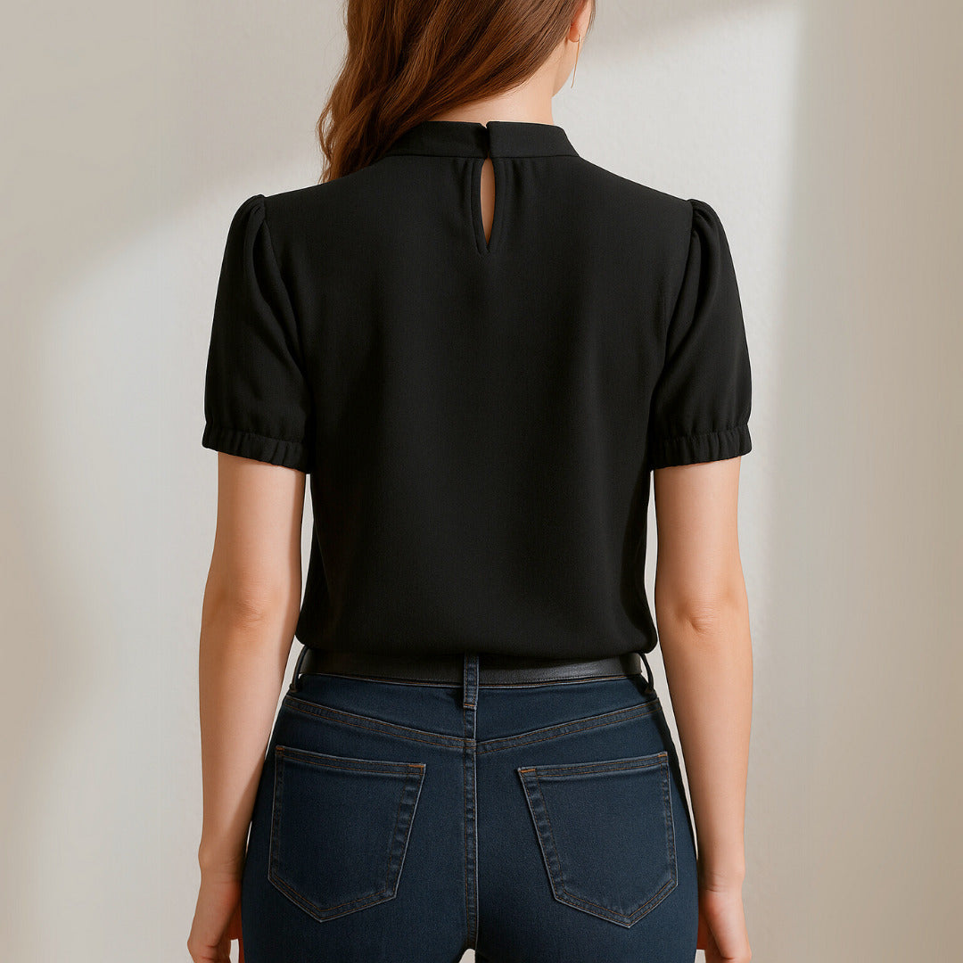 Belana | Blusa De Cuello Alto Con Hombros Al Descubierto