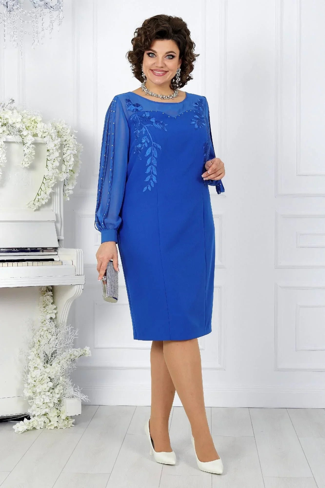 Katreen | Vestido Midi Bordado De Manga Larga