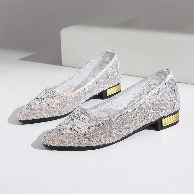 Tenley | Zapatos De Tacón Bajo Con Punta Afilada Y Encaje Para Mujer
