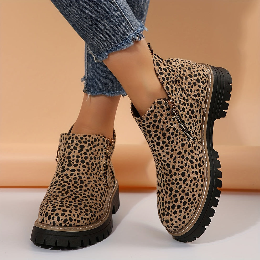 Birgitta | Botines Con Cremallera Lateral y Suela de Tacos