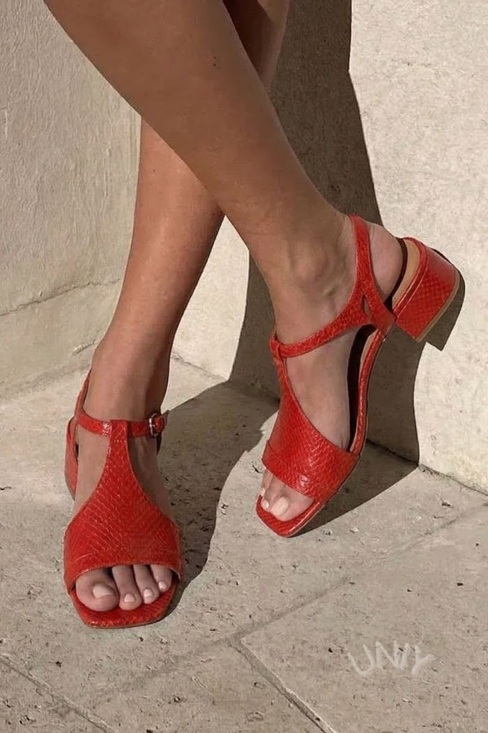 Jalecia | Sandalias De Tacón Bajo Con Tira Ajustable