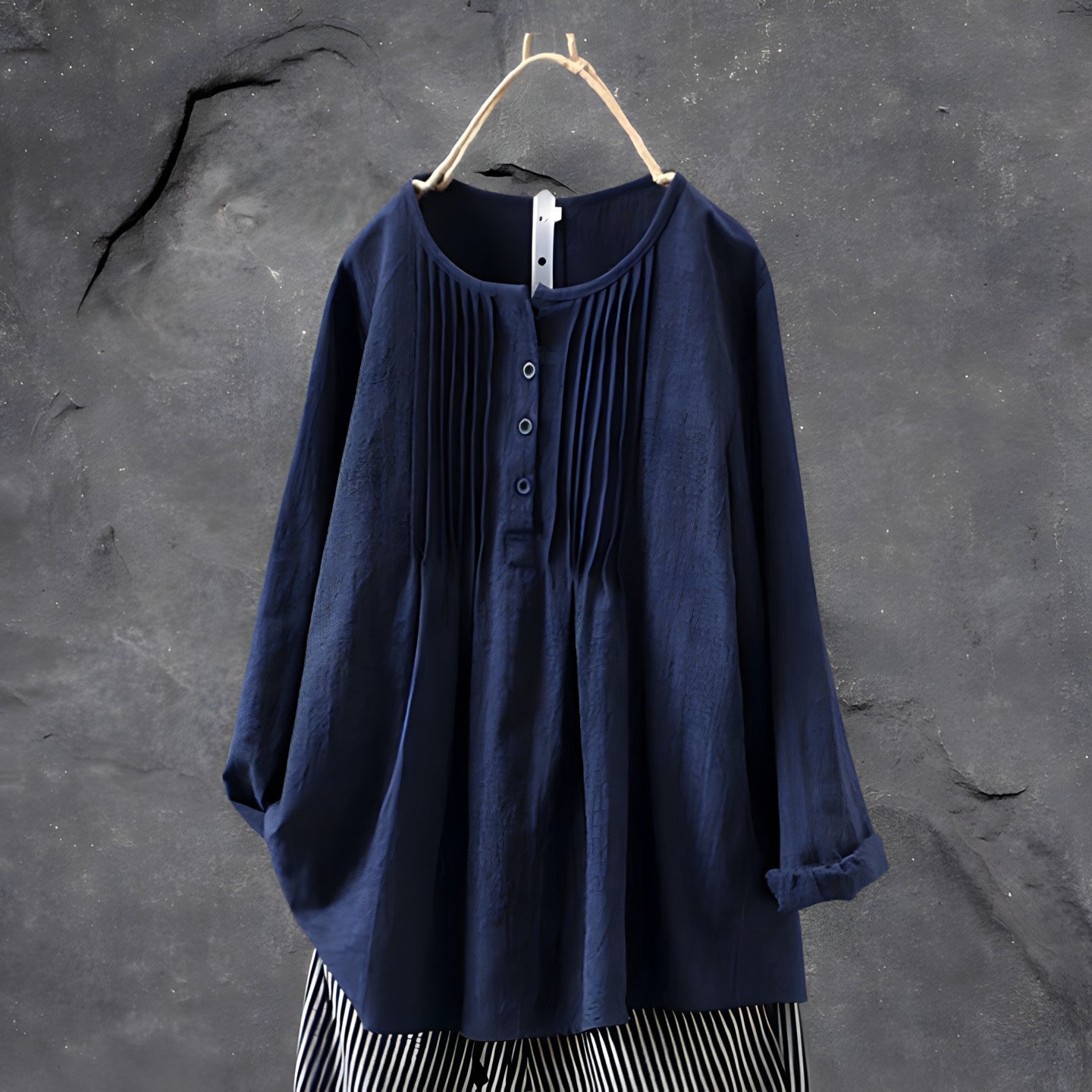 Sabeena | Blusa De Manga Larga Con Pliegues Y Tapeta De Botones en La Parte Delantera