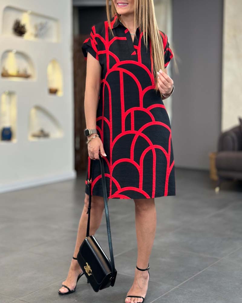 Veralia | Vestido recto con Cuello de Solapa y Estampado Geométrico