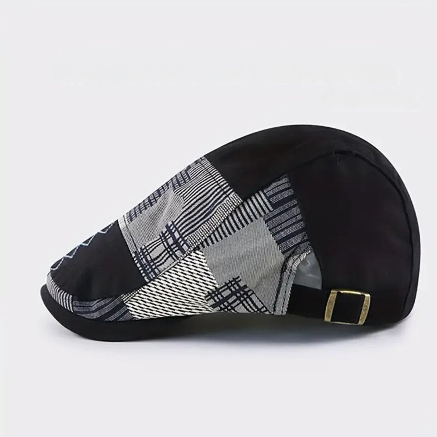 Lebron | Gorra Plana con Diseño de Patchwork