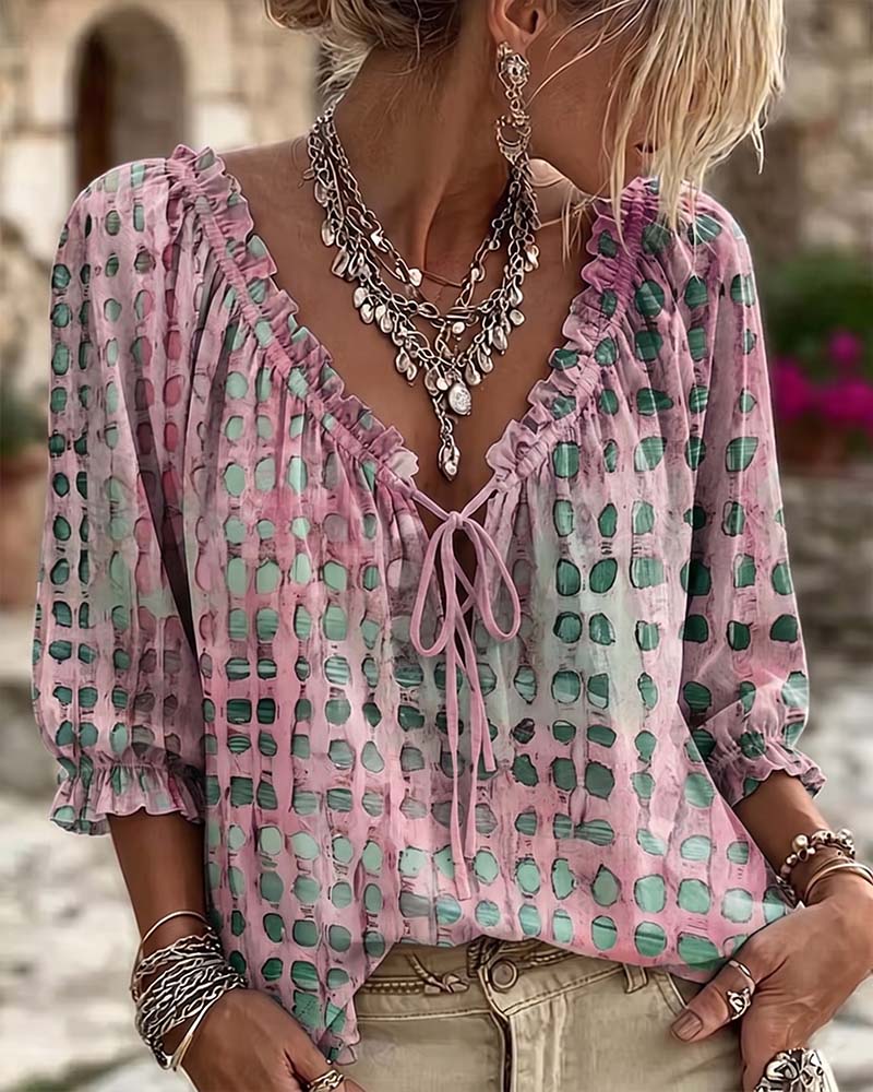 Kesney | Blusa Estampada con Lazo y Volantes