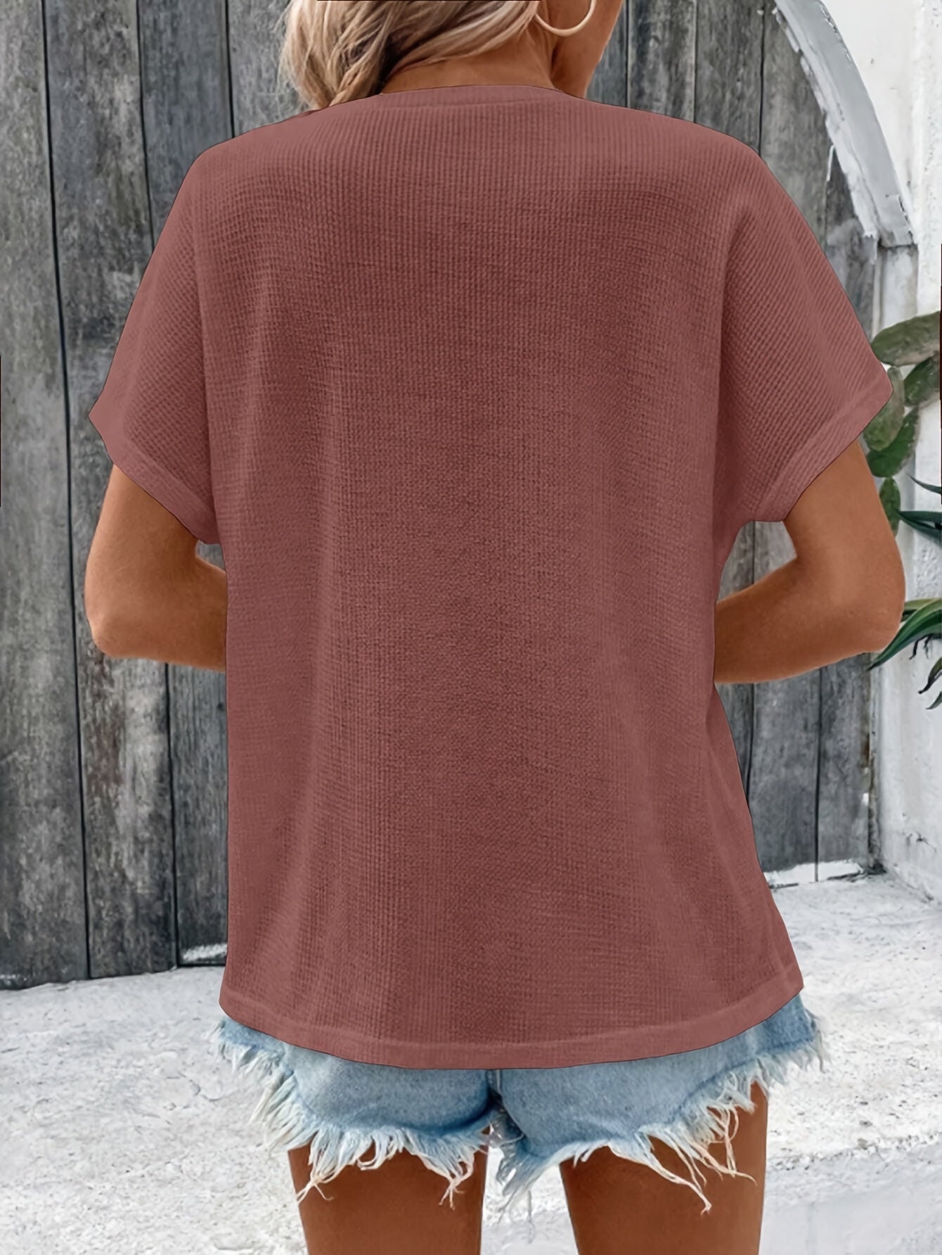 Marylou | Camiseta de Manga Corta Cuello Redondo y Botones