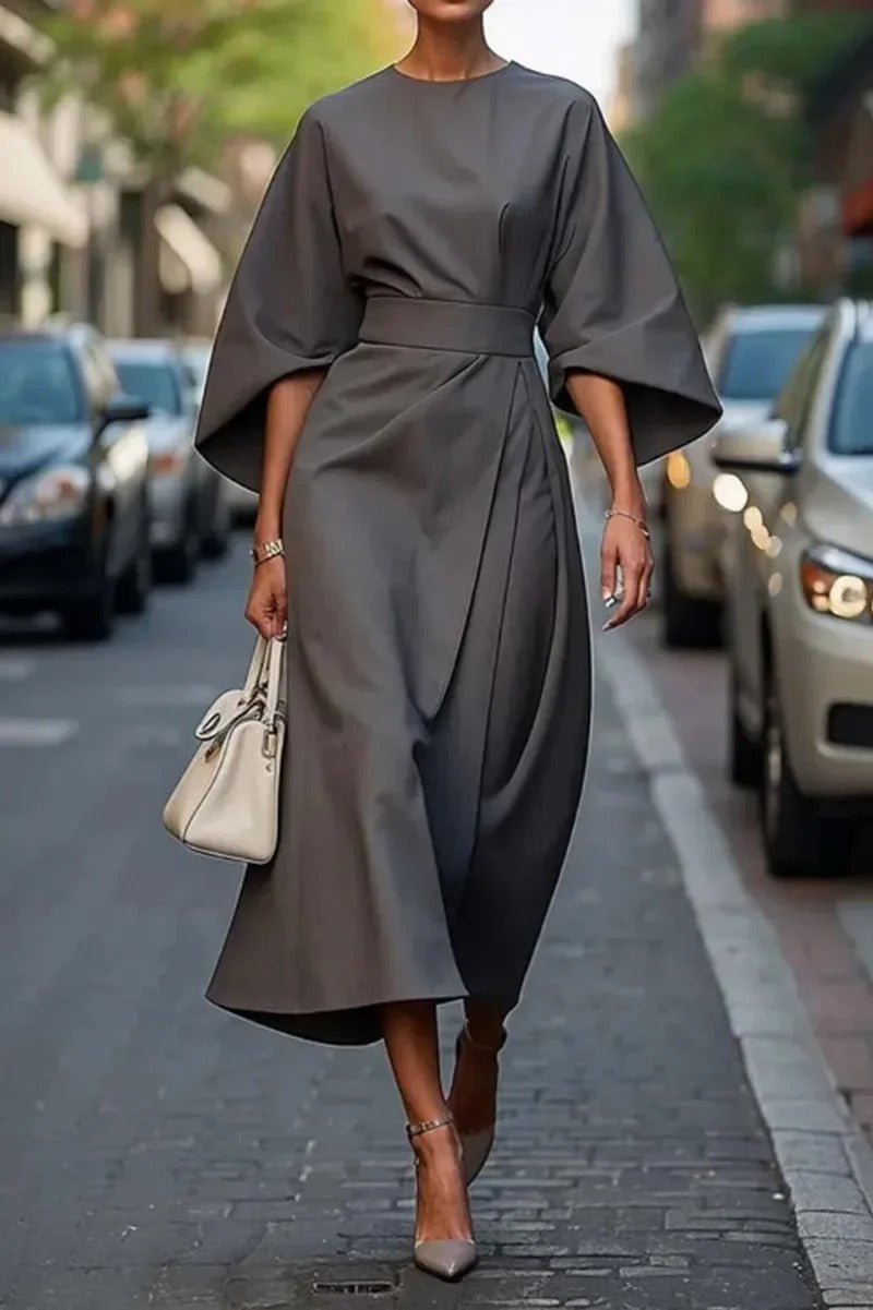 Rita | Vestido midi con Mangas de Murciélago y Cinturón
