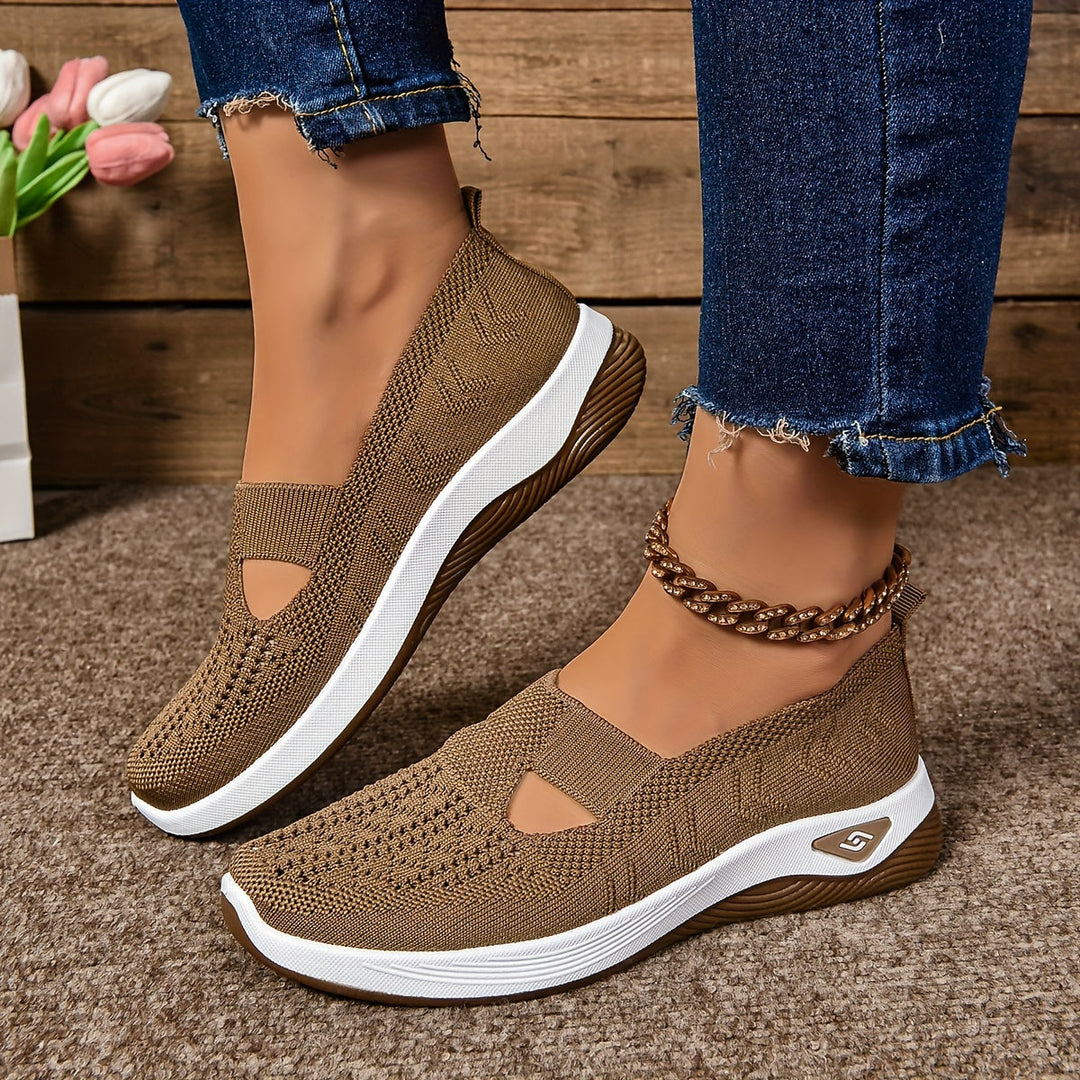 Raquel | Zapatillas de punto sin cordones con corte