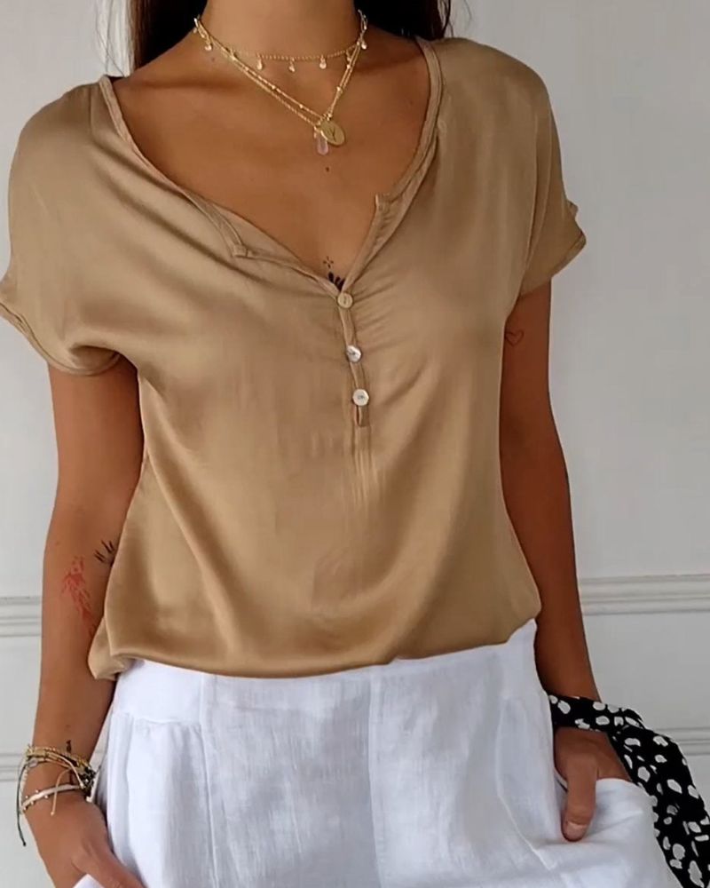 Julity | Top De Manga Corta Con Cuello en V Y Botonadura Frontal