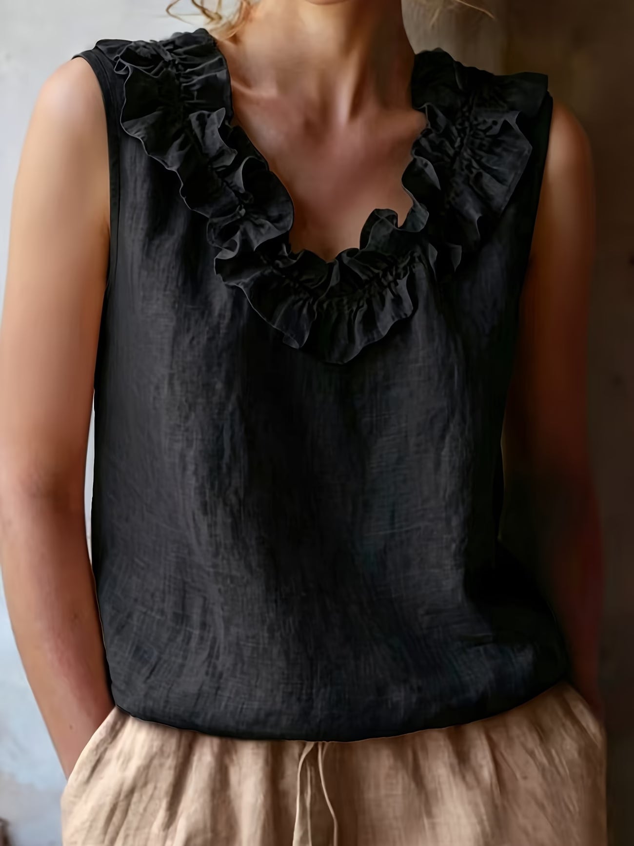 Safiya | Blusa Sin Mangas Con Cuello De Volantes Y Textura
