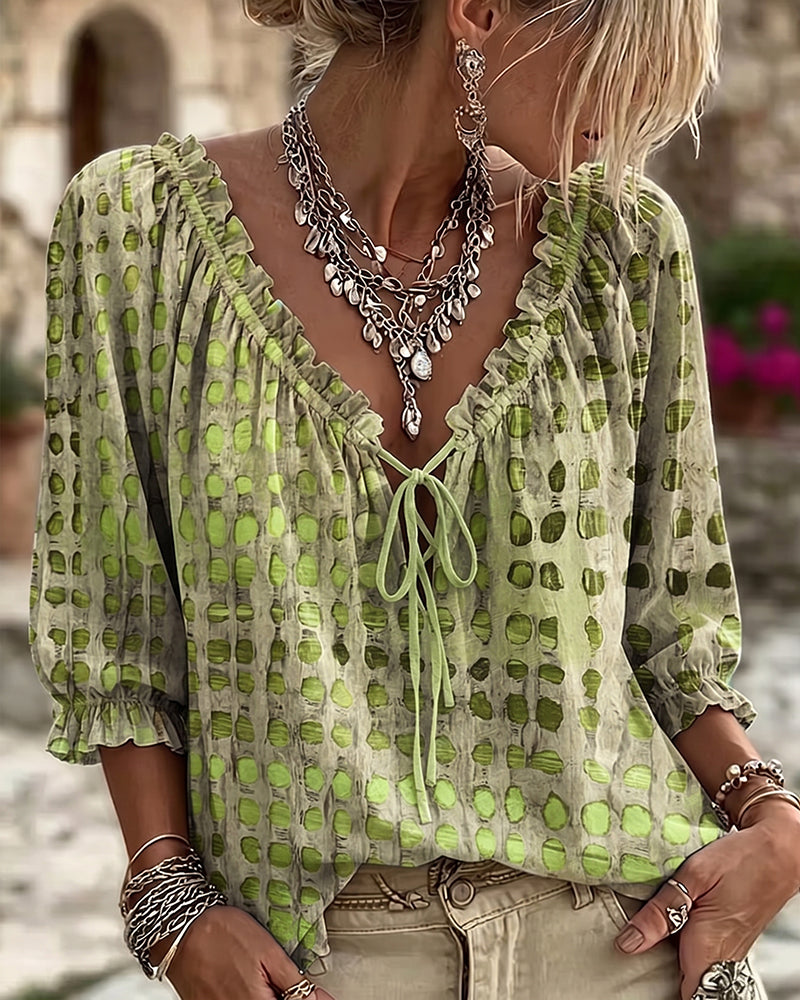 Kesney | Blusa Estampada con Lazo y Volantes