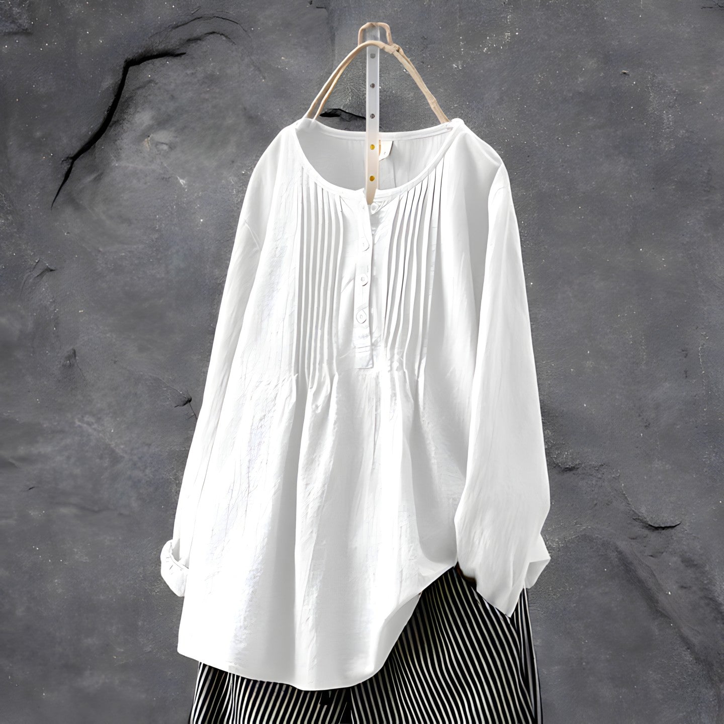 Sabeena | Blusa De Manga Larga Con Pliegues Y Tapeta De Botones en La Parte Delantera