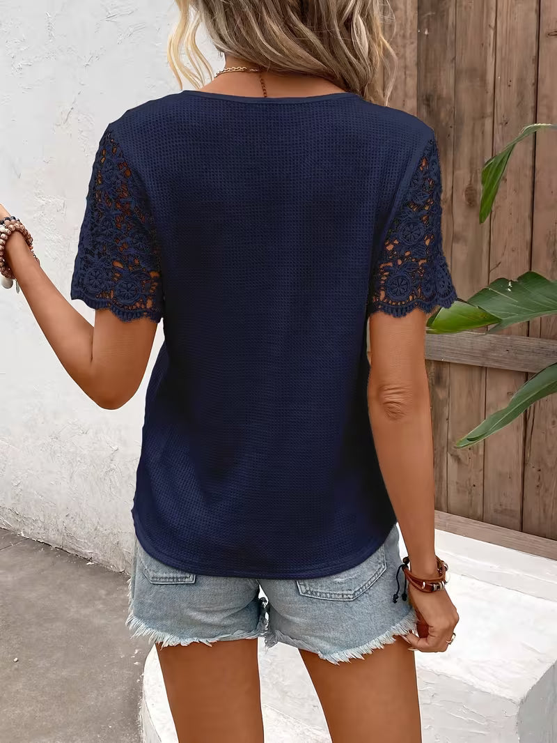 Sinna | Camiseta Henley De Manga Corta Con Canesú De Encaje