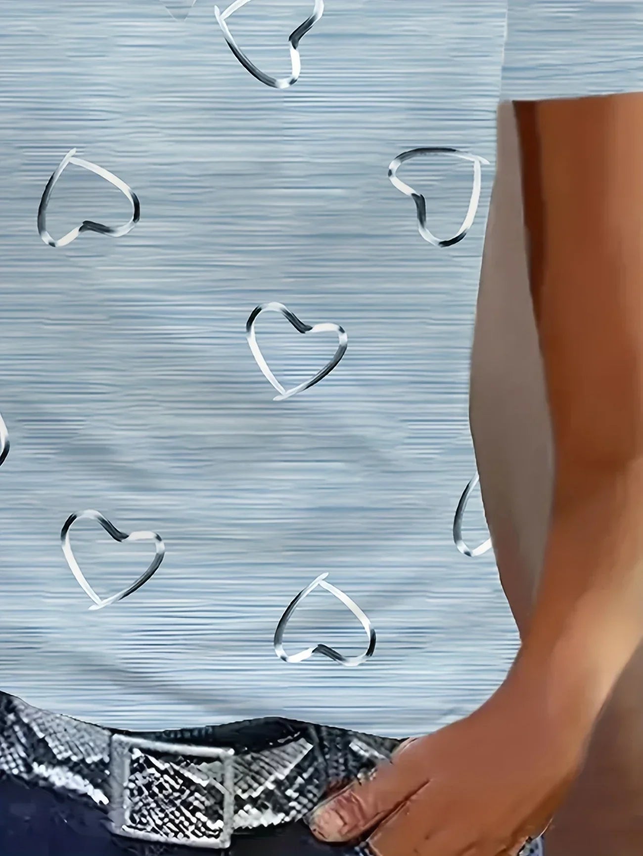 Emlyn | Top De Manga Corta Con Cuello en V Y Estampado De Corazones