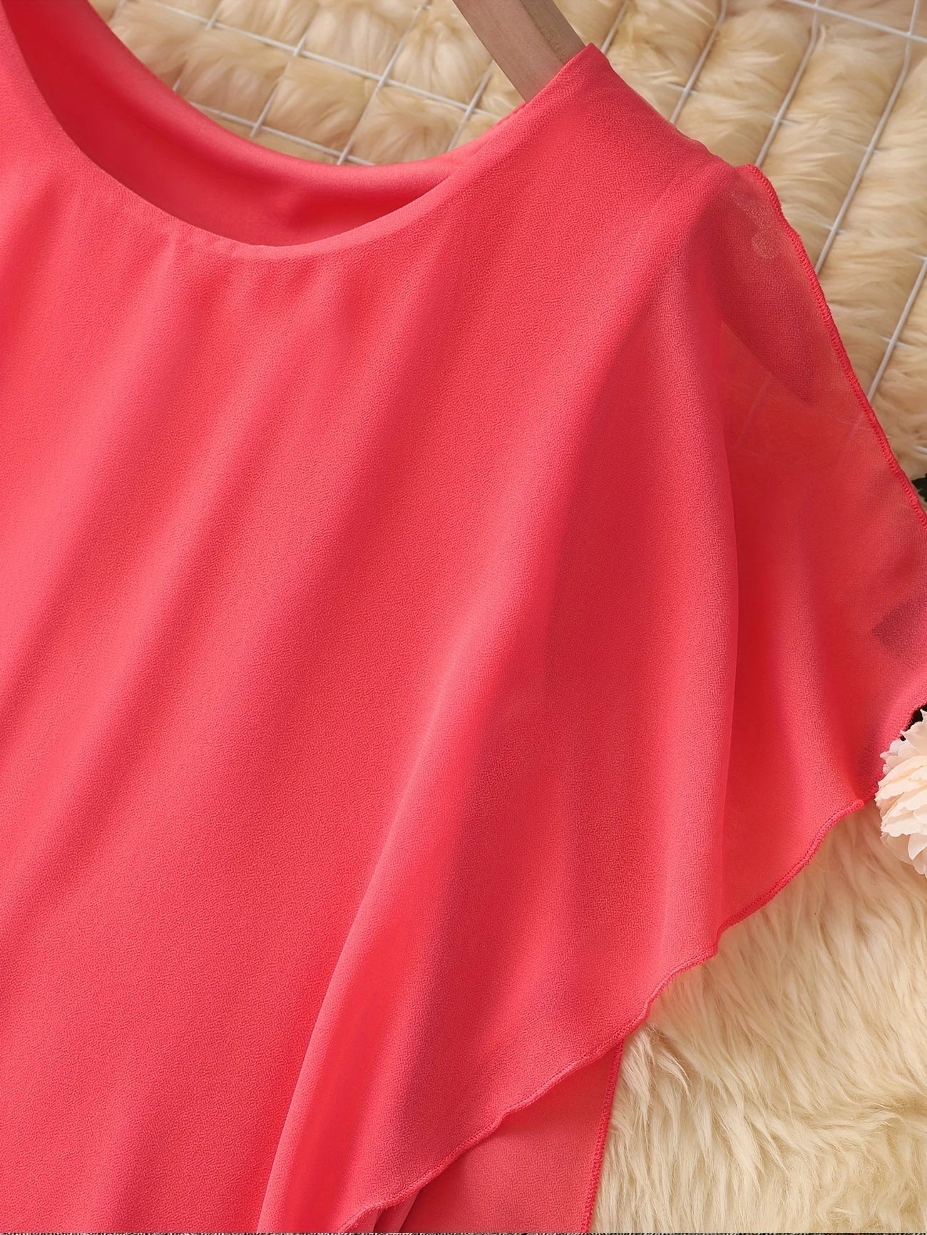 Maren | Vestido Midi Sin Mangas Con Capa